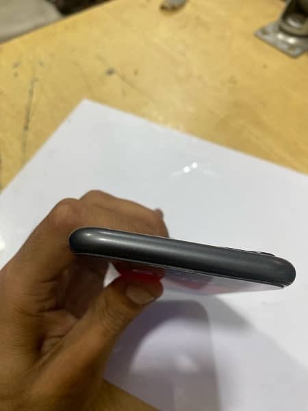 iPhone 11 pta approved 5