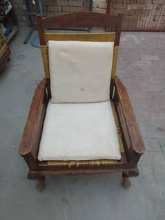Four wooden chairs for easy life