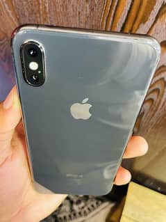 iPhone xs max (256) pta approved