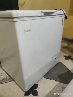 Haier HDF-245ES single door deep freezer.