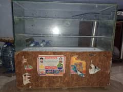 Wooden Counter for sale call 03064300325
