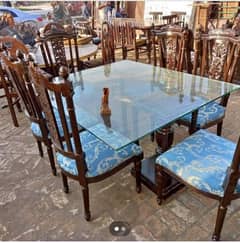 Very beautiful and Demanding Dinning Table with 6 seaters Only 30000