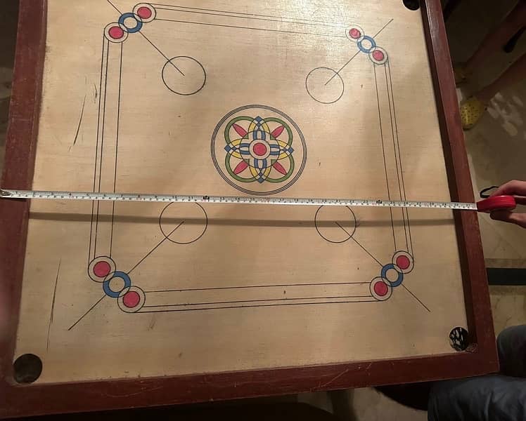 Carrom Board With Stand 6