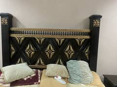 chinot wood bed set with mattres