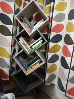 Modren book rack
