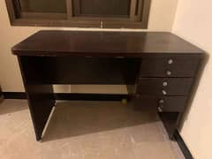 Used Computer/Study table