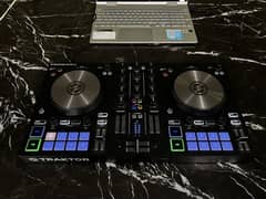 Native Instruments Traktor Kontrol S2 MK3 DJ Controller Mixer