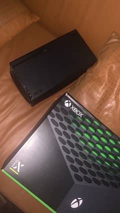 xbox series x with controller