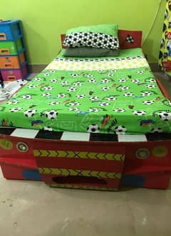 KIDS BED (mcqueen car designs)