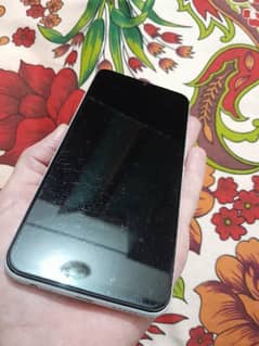 tecno spark 8c 4/128.    box missing  only original charg