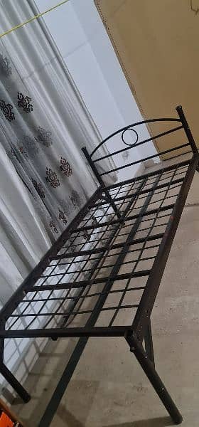 Single Iron Bed - Perfect for Small Spaces 0