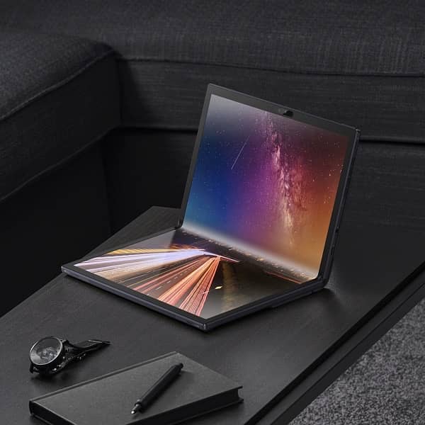 ASUS Zenbook 17  Fold OLED vs macbook pro 9