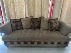 6 Seater sofa set in Excellent condition