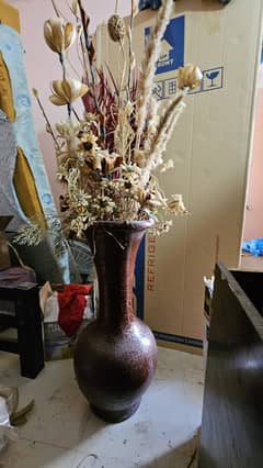 Big vase with flowers