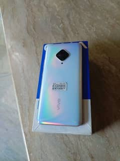 vivo y51 4/128 with box