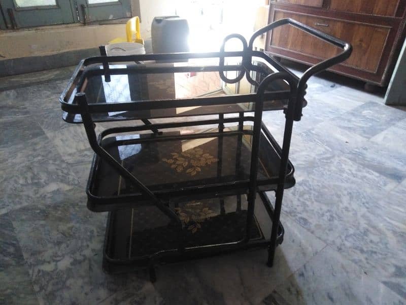 tea trolly  used without wheels 3