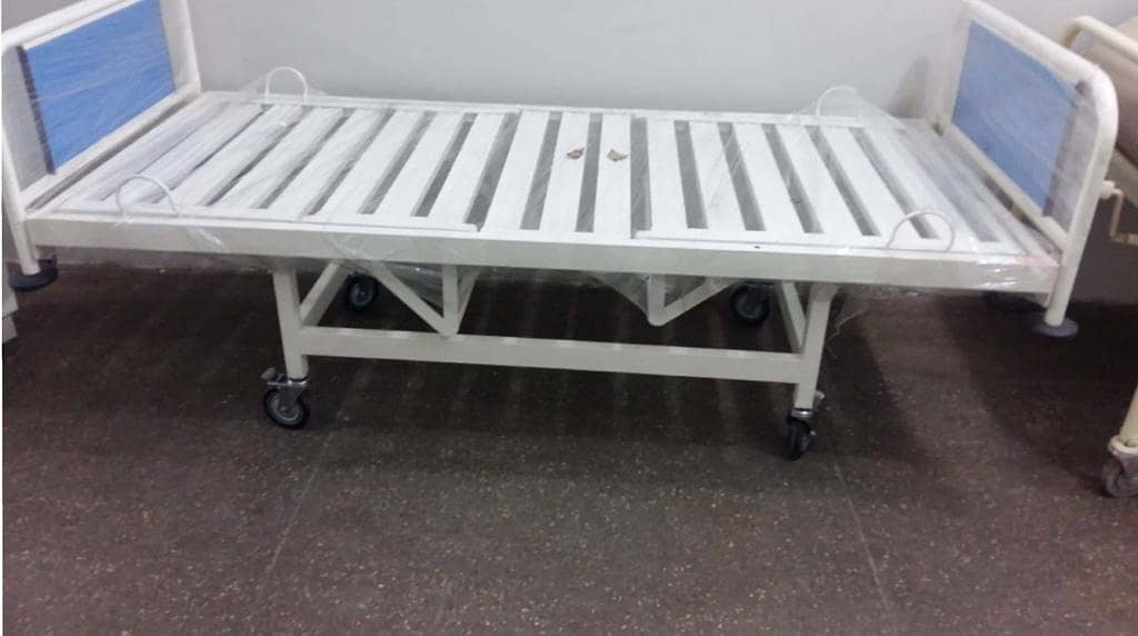 Manufacture of Hospital Furniture Patient Bed, Delivery Table, Couch 2