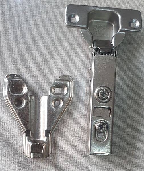 Top Quality Concealed Hingrs ( De attachable) 4