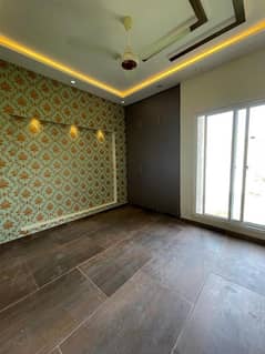 3 MARLA UPPER PORTION AVAILABLE FOR RENT IN FORMANITES HOUSING SCHEME BLOCK -Y LAHORE.