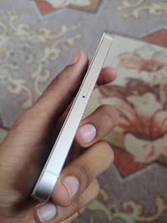iPhone SE 2016 screen cracked all ok