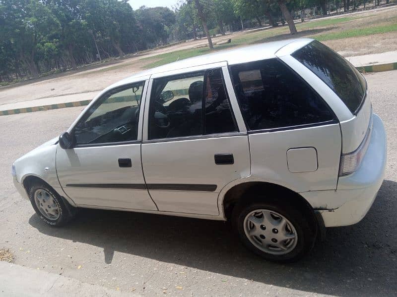 Suzuki Cultus 2012 4