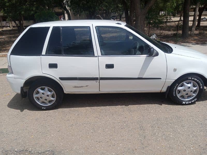 Suzuki Cultus 2012 6