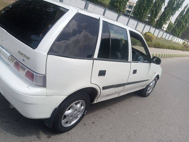 Suzuki Cultus 2012 14