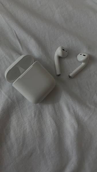 Apple Airpods 2nd Gen 1