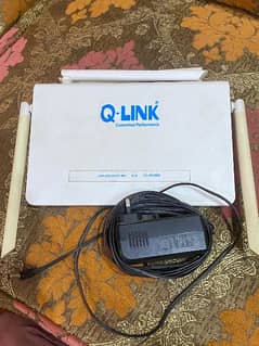 Q LINK WIFI ROUTER LONG RANGE 4 ANTENA