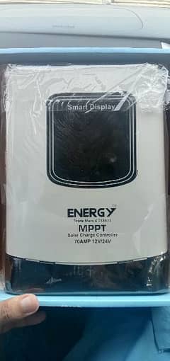 Hybrid MPPT Solar Charge Controller 12V 24V