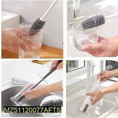 Easy clean silicone cup brush