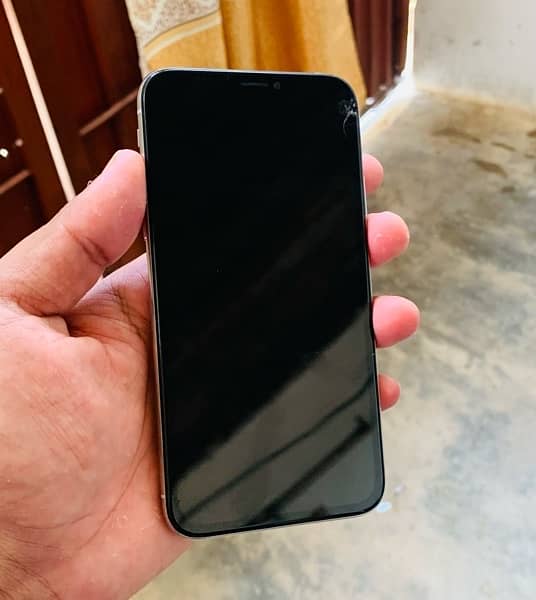 iPhone XS  64 Gb for sell 2