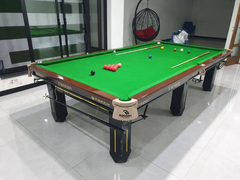 Snooker Table 0