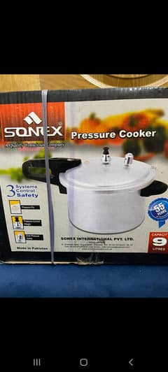 SONEX Pressure Cooker Anodized 9Litre