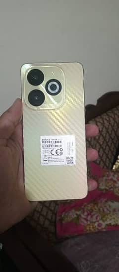 infinix smart 8 pro 4+4/128