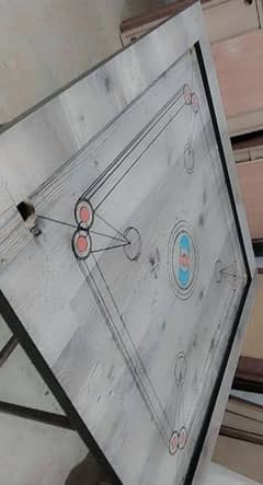 carrom board