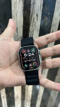 Apple Watch Ultra 100% Battery health in warranty