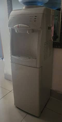 Orieng water dispenser with fridge