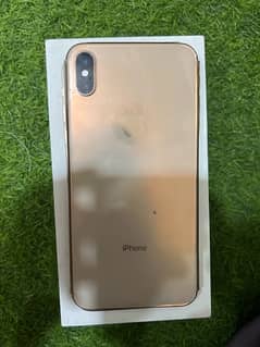 i phone x s max 256 gb gold water seald with box  battery 76 serves