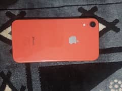 iphone XR.  64 gb