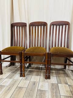 6 Dinning chairs