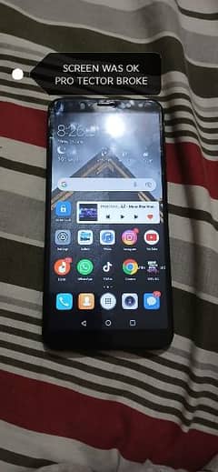 huawei mate 10 lite with m10 air buds free