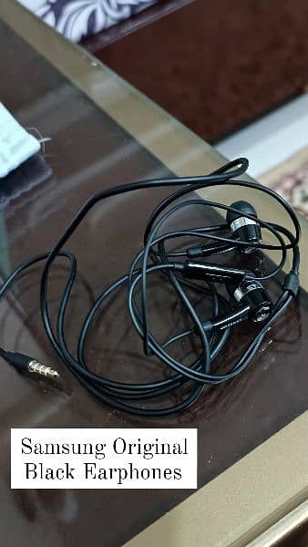 Original/Genuine Earphones of Samsung and Infinix 8