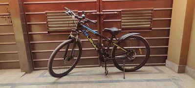 bicycle 27 inches 7/3 gears almost new 10/10 condition