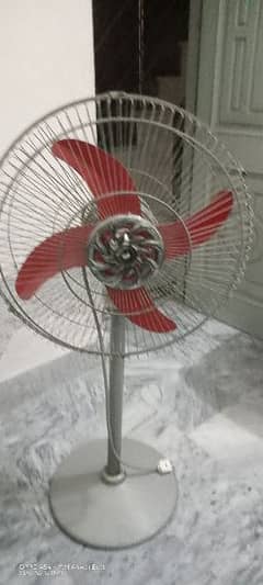 Solar fan