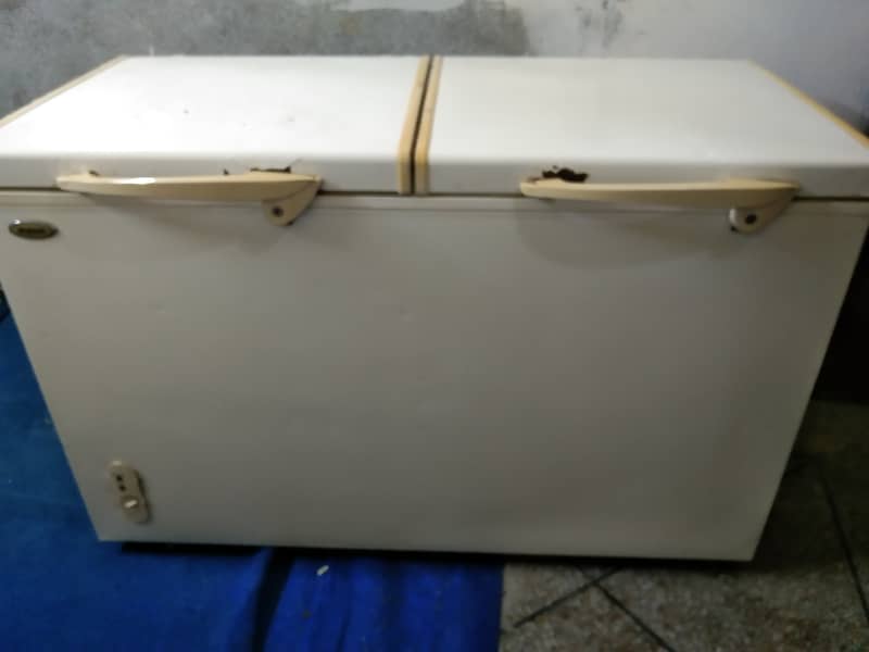 Waves Deep Freezer Double Door Slightly Used For Sale 0