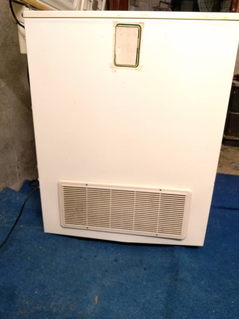 Waves Deep Freezer Double Door Slightly Used For Sale 3