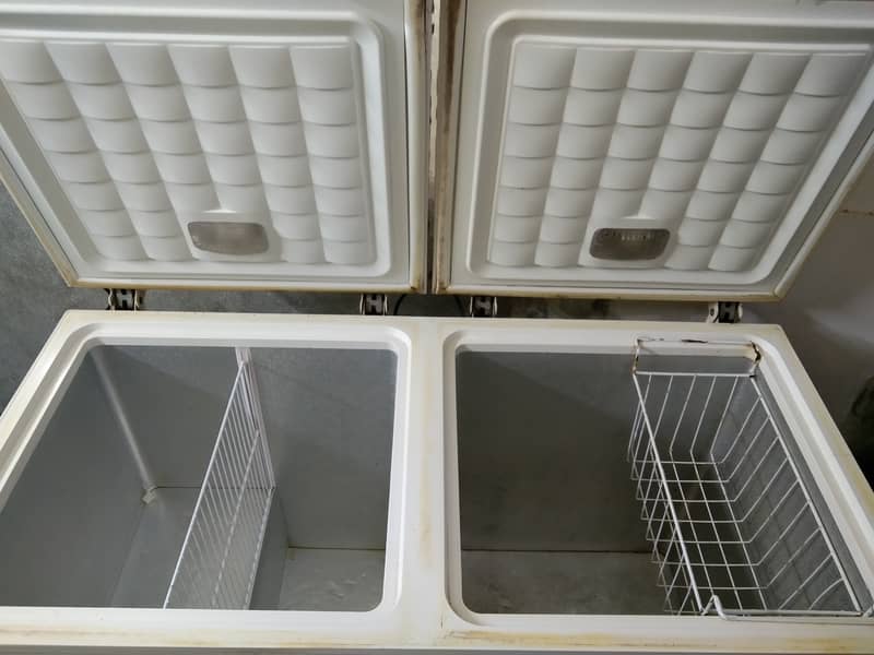 Waves Deep Freezer Double Door Slightly Used For Sale 4