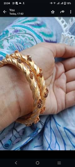 gold bangles 3 tola