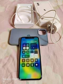 iphone 11 64 GB rom